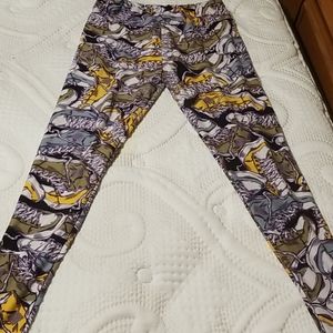 LuLaRoe sneaker leggings